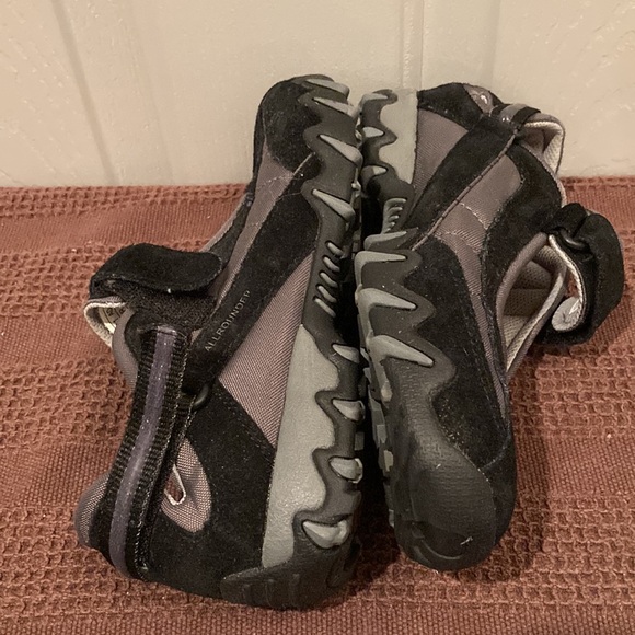 EUC Allrounder by Mephisto Black/Gray Shoes - Picture 6 of 9